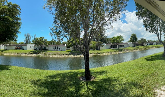 5 of 13 - 126 Lake Rebecca Drive #h, West Palm Beach, FL