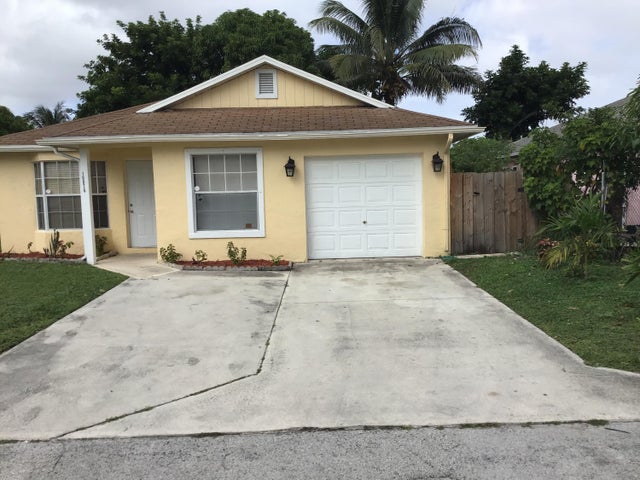 10076 Boynton Place Circle, Boynton Beach