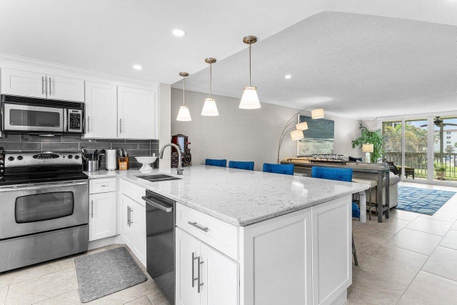 4 of 48 - 900 Dogwood Drive #235, Delray Beach, FL