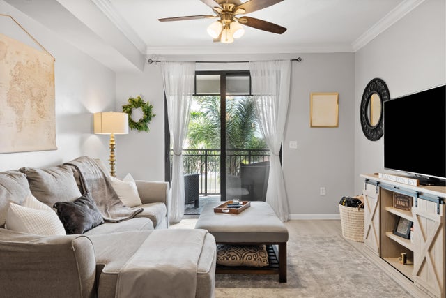 1 of 23 - 4883 Pga Boulevard #305, Palm Beach Gardens, FL