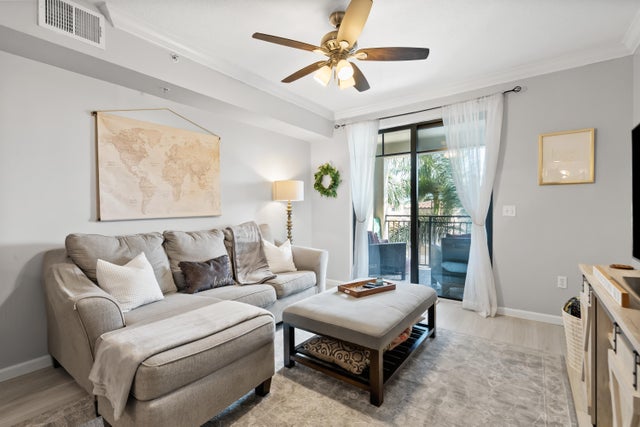 3 of 23 - 4883 Pga Boulevard #305, Palm Beach Gardens, FL
