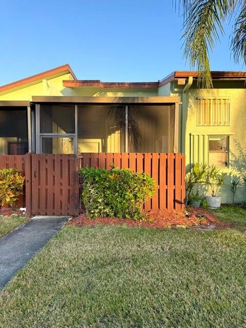1 of 15 - 1734 W Sanderling Lane #2, Fort Pierce, FL