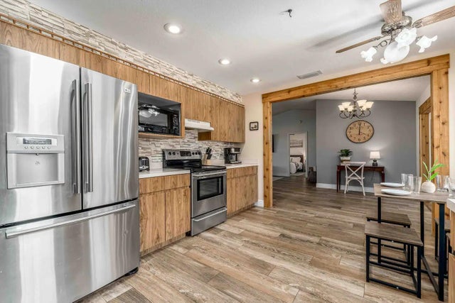4 of 35 - 2550 Se Calais Street, Port Saint Lucie, FL