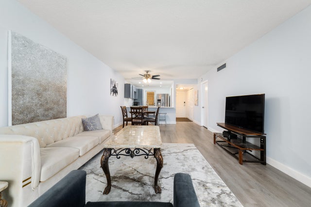 5 of 24 - 5301 Nw 2nd Avenue #ph-e, Boca Raton, FL