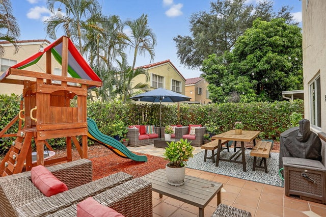 4 of 35 - 6207 Navajo Terrace, Margate, FL