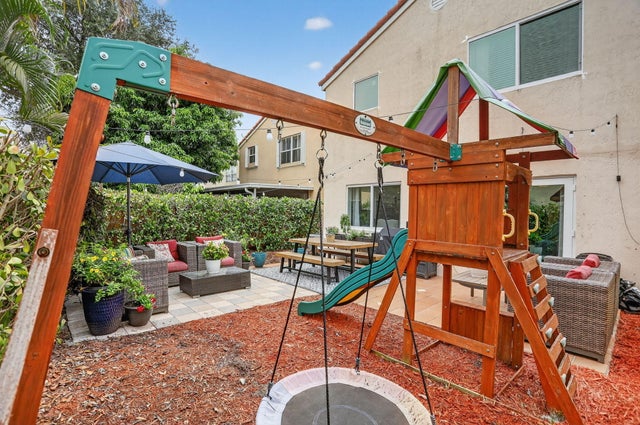 5 of 35 - 6207 Navajo Terrace, Margate, FL