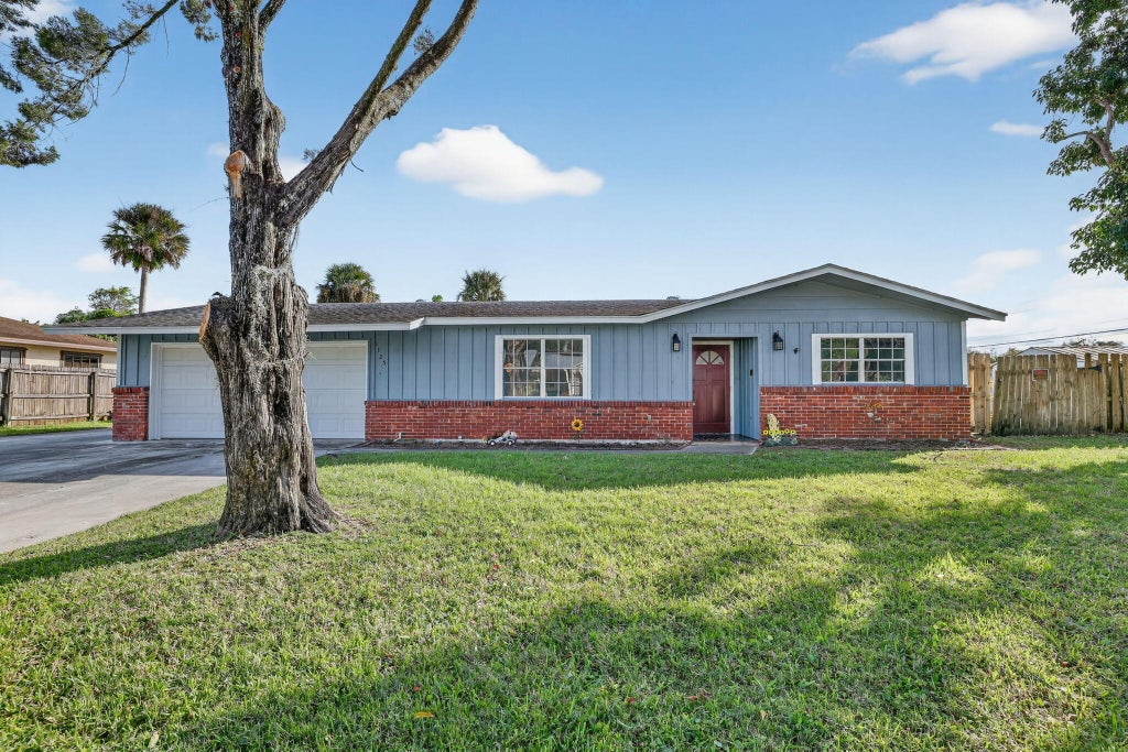 1125 Coral St, Fort Pierce