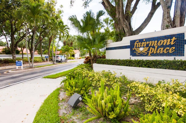 2 of 25 - 4907 Boxwood Circle, Boynton Beach, FL