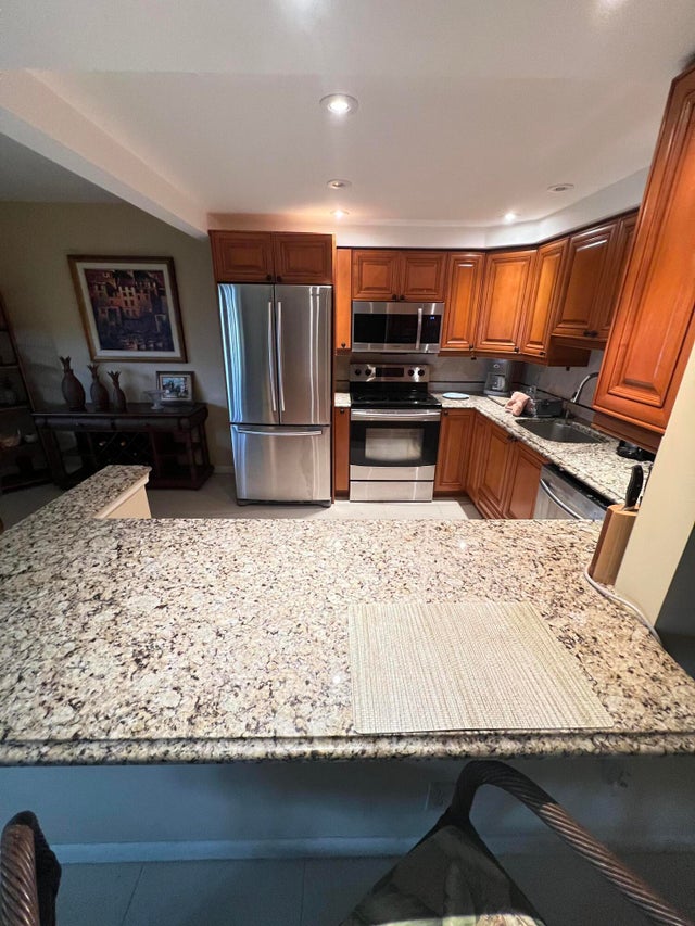 3 of 30 - 174 Somerset I, West Palm Beach, FL