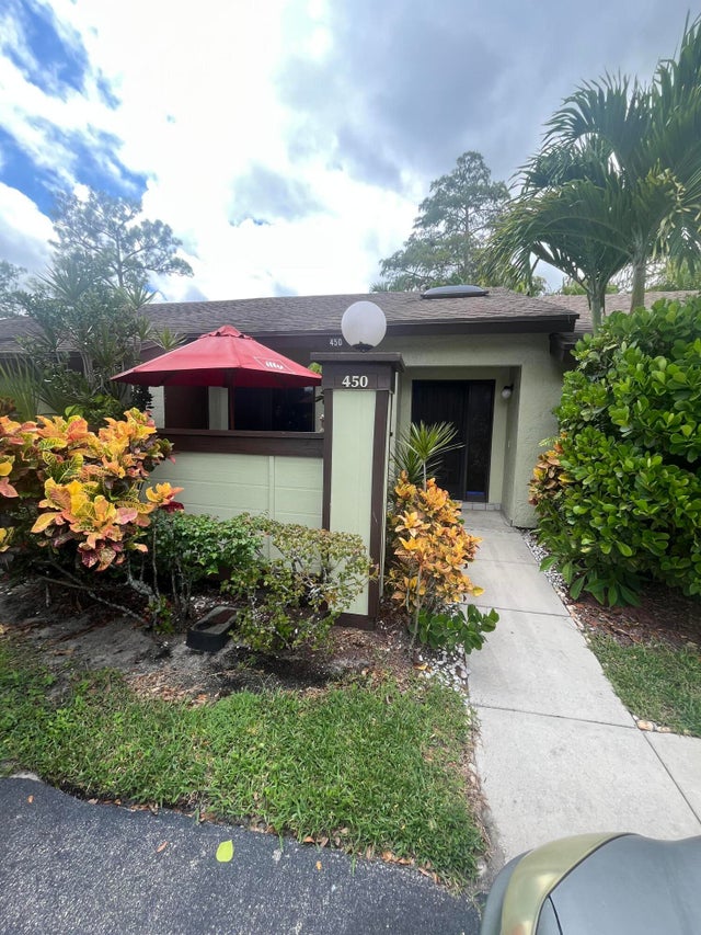 1 of 32 - 450 Knollwood Court, Royal Palm Beach, FL
