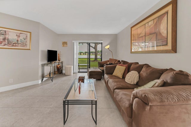 5 of 27 - 15465 Lakes Of Delray Boulevard #101, Delray Beach, FL