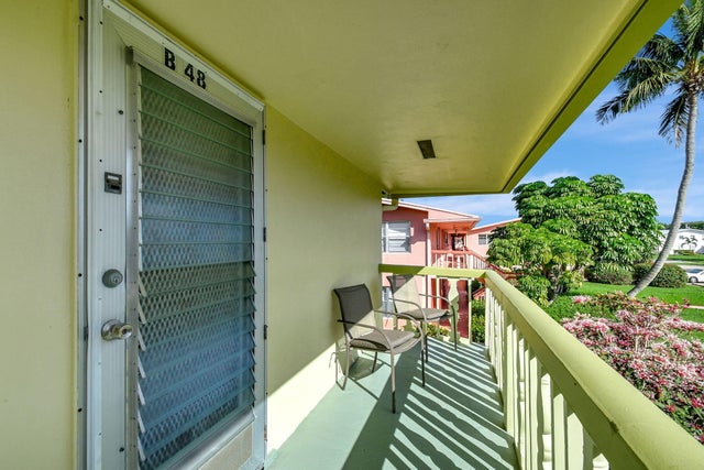 3 of 40 - 48 Sheffield B, West Palm Beach, FL