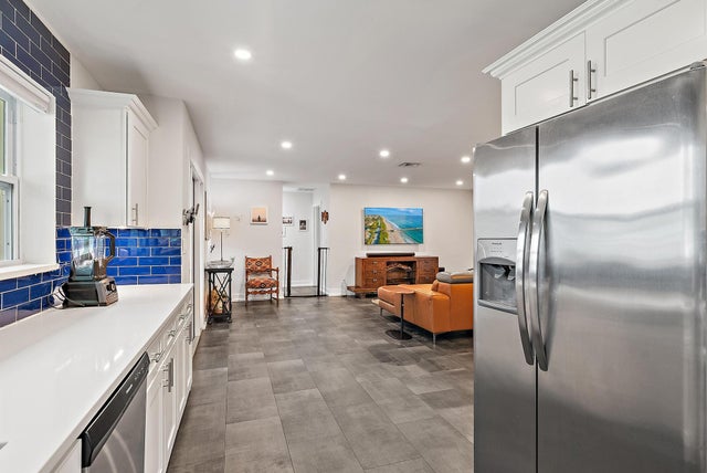 4 of 28 - 428 Hawthorne Drive, Lake Park, FL