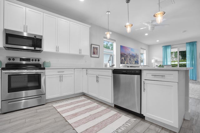 4 of 23 - 1033 Mango Drive, Delray Beach, FL