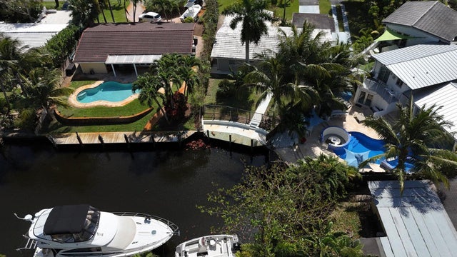 1 of 42 - 1733 Sw 5th Court, Fort Lauderdale, FL