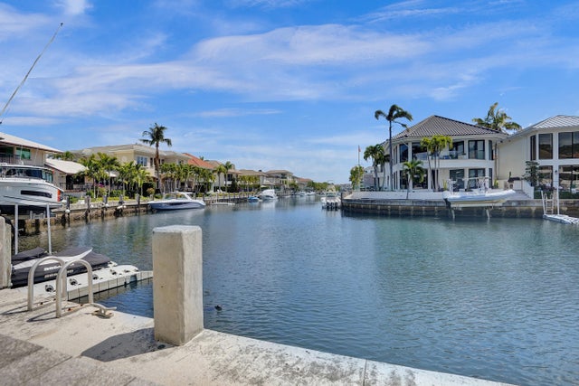 5 of 34 - 5312 Boca Marina Circle N, Boca Raton, FL