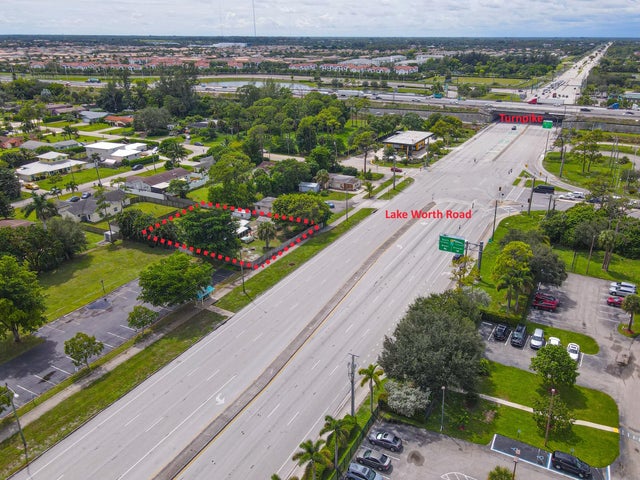 4 of 16 - 122 Springdale Road, Lake Worth, FL