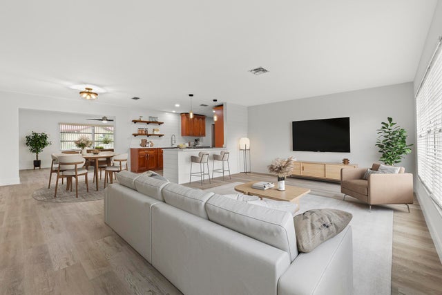 2 of 33 - 4473 Pine Garden Lane, Lake Worth, FL
