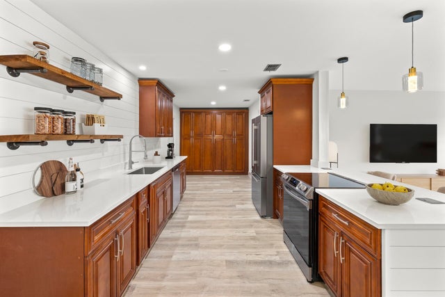 3 of 33 - 4473 Pine Garden Lane, Lake Worth, FL
