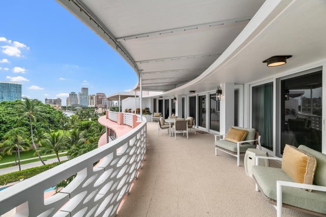 5 of 27 - 315 S Lake Drive #ph C, Palm Beach, FL