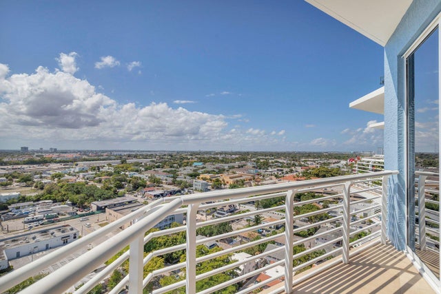 3 of 34 - 1551 N Flagler Drive #uph 10, West Palm Beach, FL