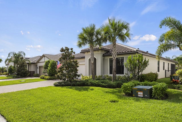 2 of 54 - 636 Se Boboli Way, Port Saint Lucie, FL