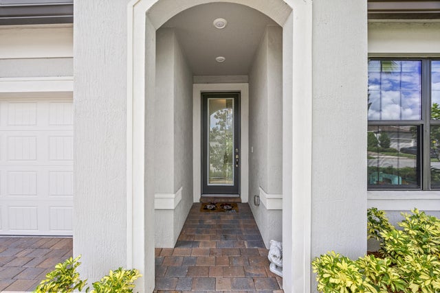 5 of 54 - 636 Se Boboli Way, Port Saint Lucie, FL