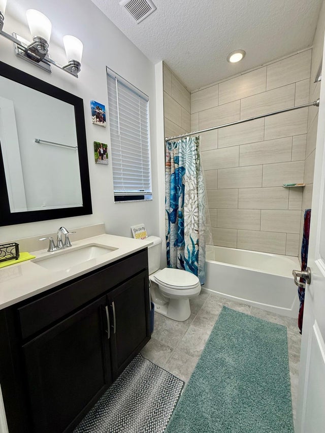 5 of 10 - 5571 Quiet Lake Place, Loxahatchee, FL