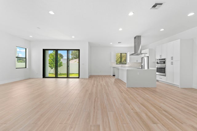 2 of 26 - 1450 Sw 23rd Street, Fort Lauderdale, FL