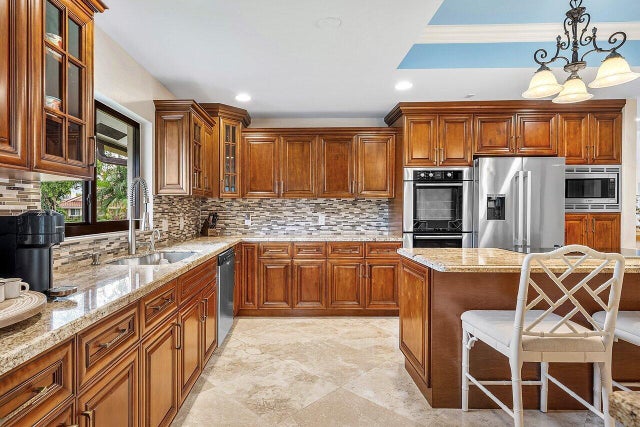 5 of 38 - 3050 St James Drive, Boca Raton, FL