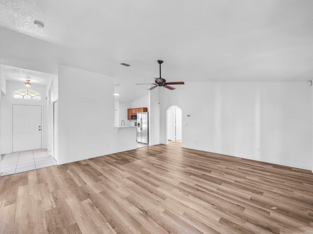 5 of 18 - 5323 Nw Perez Court, Port Saint Lucie, FL