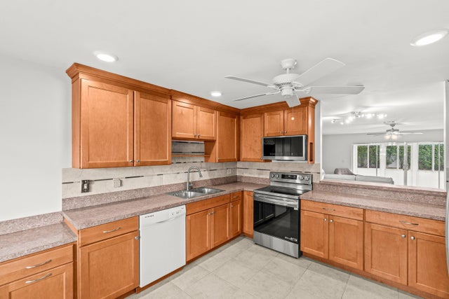 4 of 43 - 5074 Privet Place #b, Delray Beach, FL