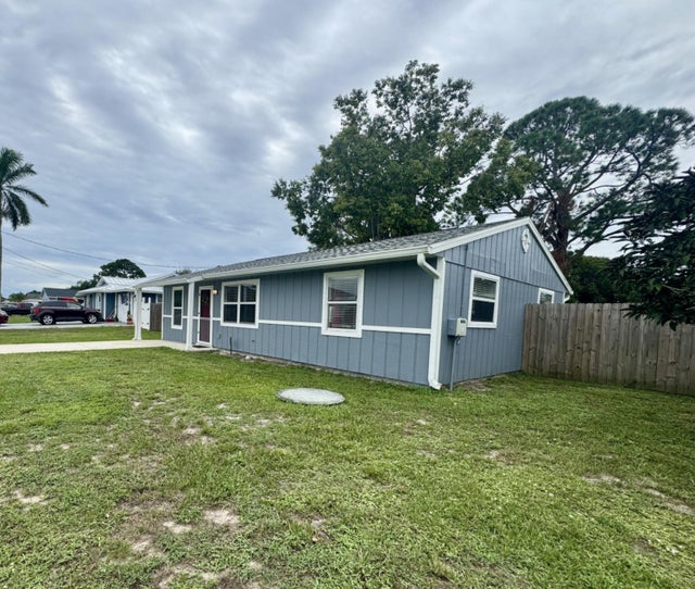2 of 25 - 692 Nw Kilpatrick Avenue, Port Saint Lucie, FL