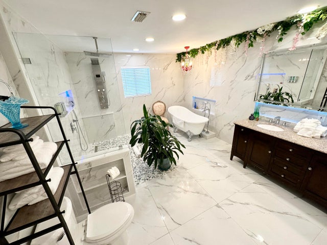 4 of 50 - 2509 Sunup Lane, Lake Worth, FL