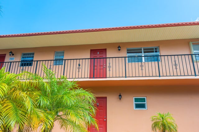 1 of 23 - 1982 Sw Palm City Road #i, Stuart, FL