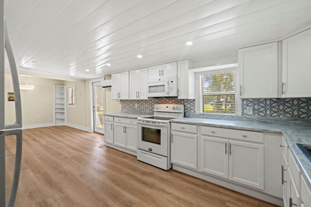 4 of 28 - 103 N 23rd Street, Fort Pierce, FL