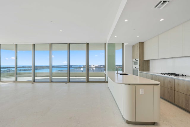 4 of 36 - 200 Arkona Court #1803, West Palm Beach, FL