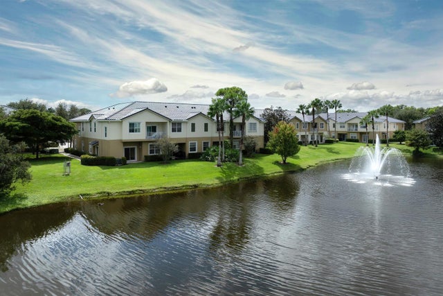 3 of 23 - 1561 Se Hampshire Way #104, Stuart, FL