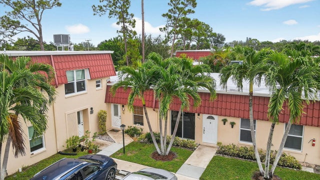 1 of 58 - 638 Marlboro Oval #638, Lake Worth, FL