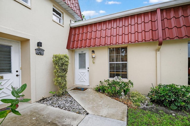 2 of 58 - 638 Marlboro Oval #638, Lake Worth, FL