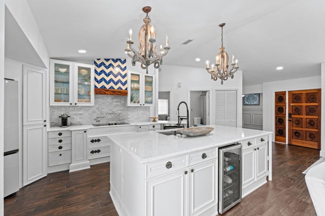 5 of 18 - 160 Parkwood Drive, Royal Palm Beach, FL
