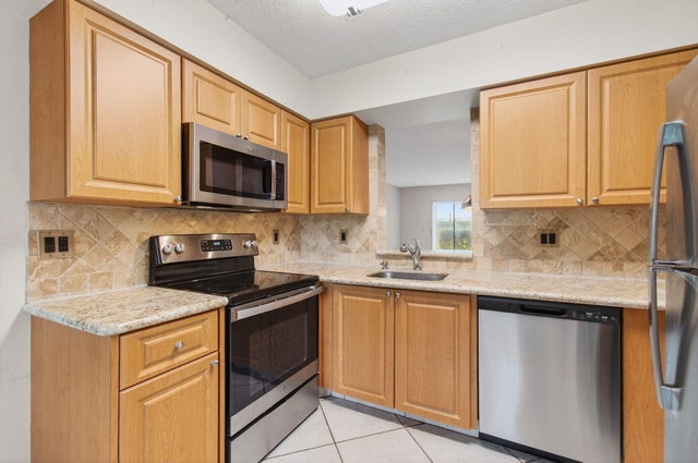 1 of 99 - 7286 Huntington Lane #103, Delray Beach, FL