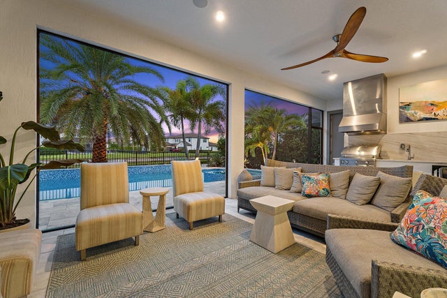 4 of 81 - 319 Sonoma Isles Circle, Jupiter, FL
