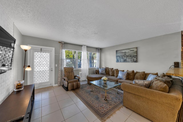 2 of 31 - 5 Newport A, Deerfield Beach, FL