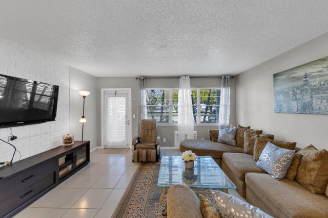 3 of 31 - 5 Newport A, Deerfield Beach, FL