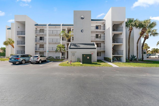1 of 24 - 1605 S Us Highway 1 #c-206, Jupiter, FL
