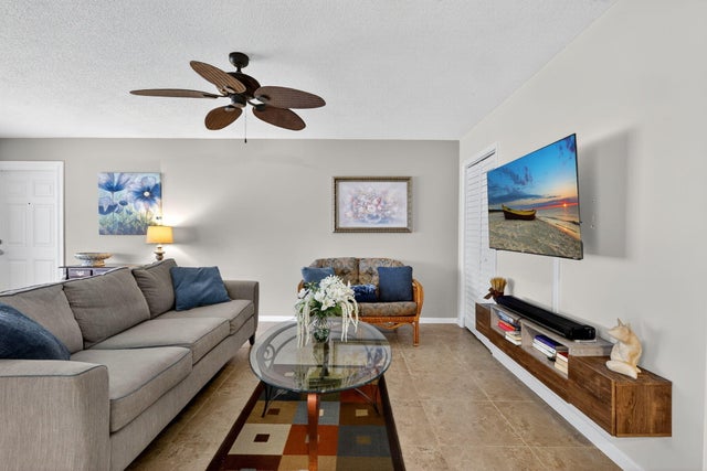 3 of 36 - 242 High Point Court W ##b, Delray Beach, FL