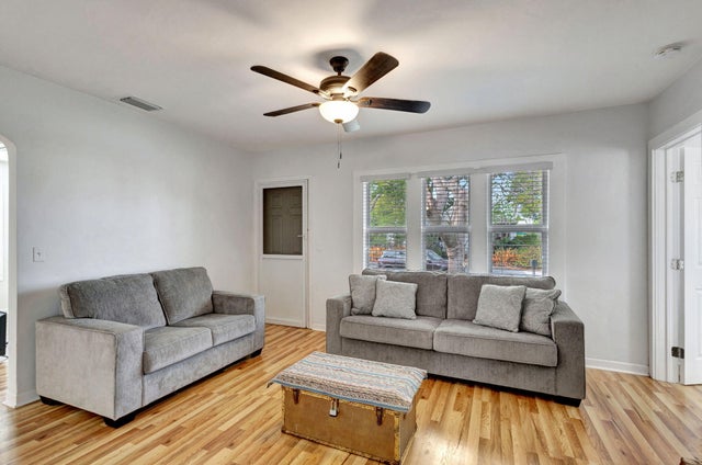4 of 51 - 1132 N Palmway, Lake Worth Beach, FL