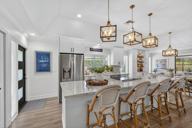 5 of 44 - 101 Half Moon Circle #b, Jupiter, FL