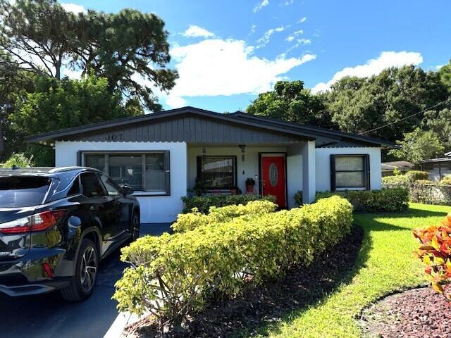 1 of 15 - 307 N 20th Street, Fort Pierce, FL